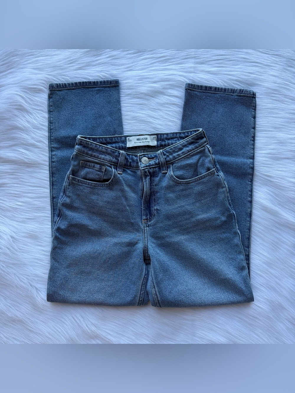 Hollister curvy high rise straight jeans